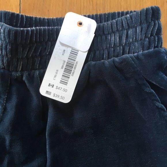 Gymboree Girls Velour Capri Pants – Size 5-6 - Picture 5 of 5